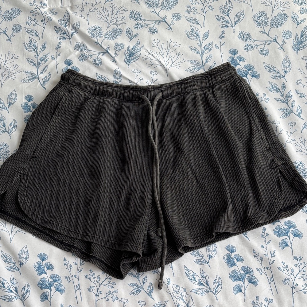 Women’s grey Nordstrom shorts size medium
